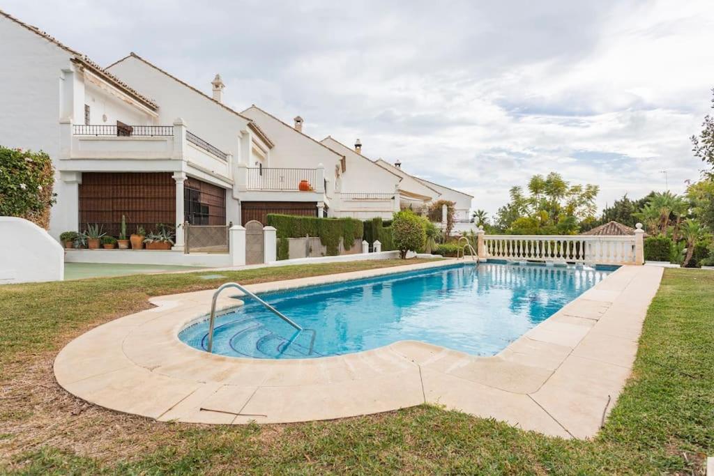 Stylish Spanish 3 Bd Townhouse On The Golden Mile Marbella Exteriér fotografie