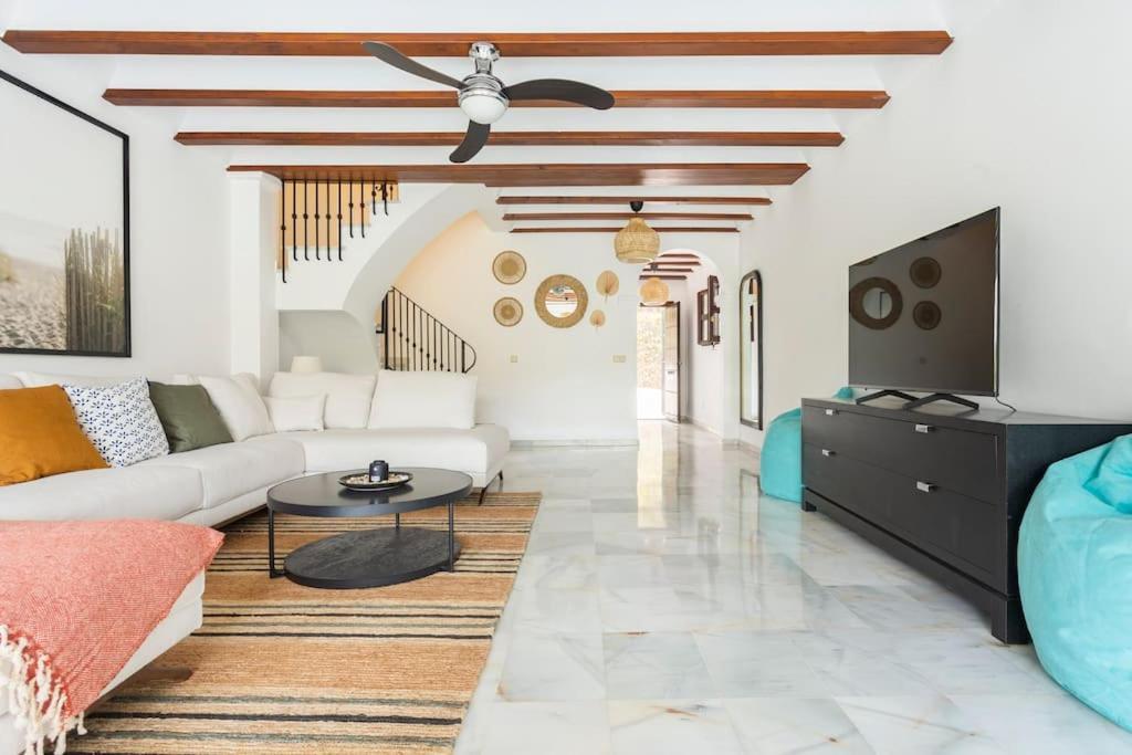 Stylish Spanish 3 Bd Townhouse On The Golden Mile Marbella Exteriér fotografie